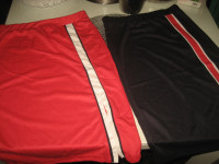 CRVENA I PLAVA SUKNJA NA GUMU VEL. L - NOVO S ETIKETOM