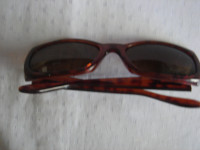 naočale EVITA PERONI sunčane,zastitni faktor UV--100,vidi sliku!