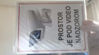 KARTONSKA PLOČICA - PROSTOR JE POD VIDEO NADZOROM