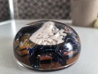 Poseban ukrasni suvenir od debelog stakla - majka Božja