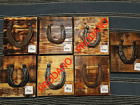 Retro suvenir potkova ručni rad