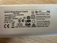 Braun punjač EK1-240250M2, 24V, 2.5A