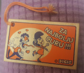 Drvena pločica aforizam privjesnica 3 NAJBOLJA CURA