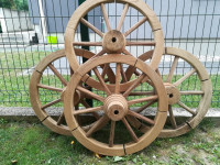Kotači za kola starinski, bez metalnih dijelova, nikad korišteni