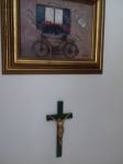 križ drveni sa Isusom Kristom,ručni rad-starina!Vidi sliku!