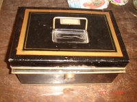 limena kutija za dokumente ili kao kasica - staro oko 80 godina