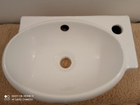 Mali umivaonik 28*45 cm