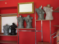 Metalni stalci za trgovinu