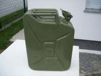 aluminijski vojni karnister od 20 litara