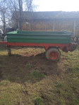 Prikolica za stajski gnoj