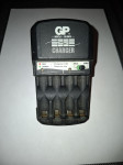 punjač baterija AA  i AAA