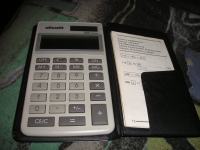 solarni kalkulator ,,Ollivetti"