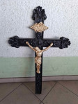 Stari litoželjezni križ 83x47cm.