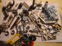 Vijci,matice nosaći ključeva,,pločice,limići,vidi sliku!