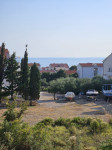 APARTMAN NOVALJA SA POGLEDOM