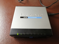 Switch LINKSYS SD208 8 port 10/100 Mb metalni