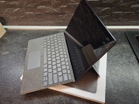Microsof Surface Pro 9 + tipkovnica
