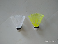 Badminton loptice, plastične