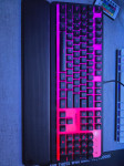Prodajem GAMING TIPKOVNICU ROCCAT MAGMA RGB!