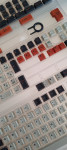 Prodajem GMK clone keycap set
