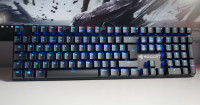 Roccat Suora Gaming tipkovnica
