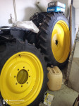 Uski kotači za međurednu obradu John Deere