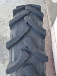 Guma za traktor 7.5 20 u odličnom stanju
