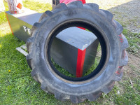 Traktorska guma 12.4-28