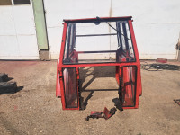 Kabina za traktor Imt 533 - 539