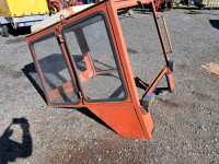 Kabina za traktor Vladimirec