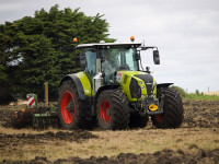 AKCIJA traktor Claas Arion 610 CIS+ 145 KS