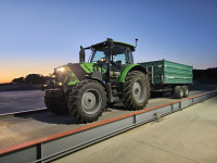 Deutz Fahr 6120 sa utovarivačem 2020. god.