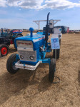 Ford 2000