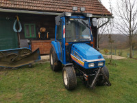 Iseki 3025 4x4,dupli kardan i Hidraulika, registriran