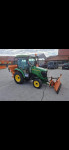 John Deere 3520