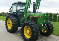 John Deere 4240 s