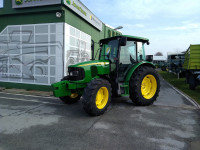 John Deere 5620