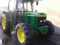 John Deere 6310