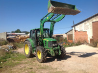 John Deere 6330