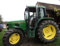 JOHN DEERE 6400