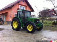 John Deere 6400