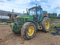 John Deere 7710