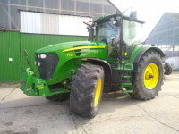 John Deere 7730