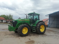 John Deere 7920