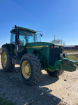 John Deere 8300