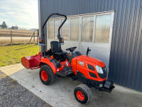 Komunalni vrtni traktor Kioti CS2610 500 RS 4x4 malčer **top stanje**