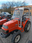 Kubota Saturn X20 4x4 servo, sa polukabinom, 4 cilindra