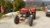 Traktor massey ferguson 130
