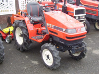 Traktor Yanmar Ke-3