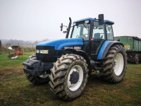 New Holland 8560